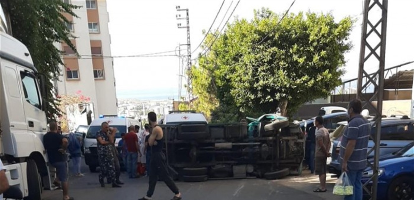 4 جرحى اثر انقلاب "بيك اب" في صيدا