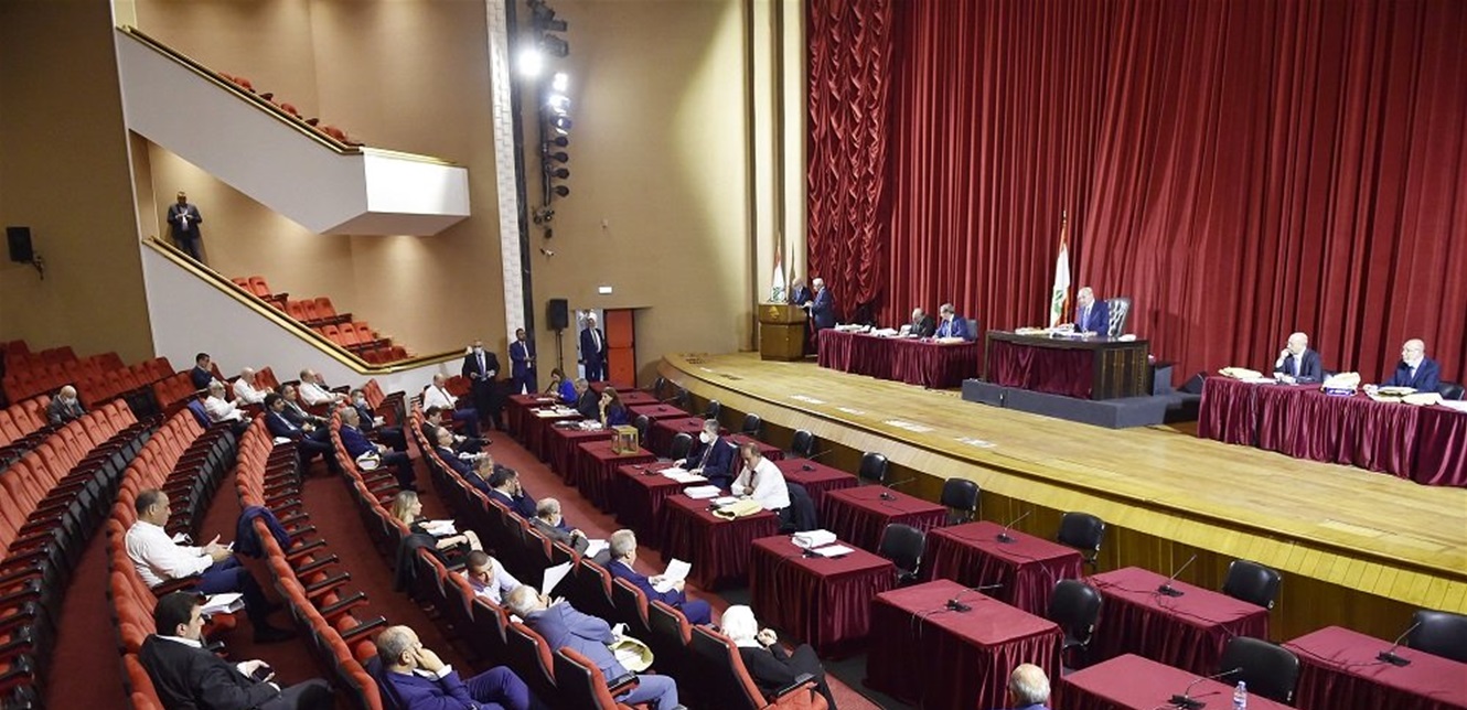 تعطيل متبادل للحكومة والمجلس النيابي ولا عقد إستثنائياً للبرلمان