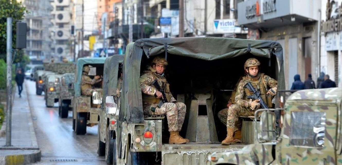 في عكّار.. الجيش يدهمُ تجمعات للنازحين السوريين