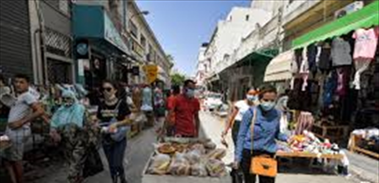 في تونس... المواطنون يشكون من البطالة والعجز السياسي 