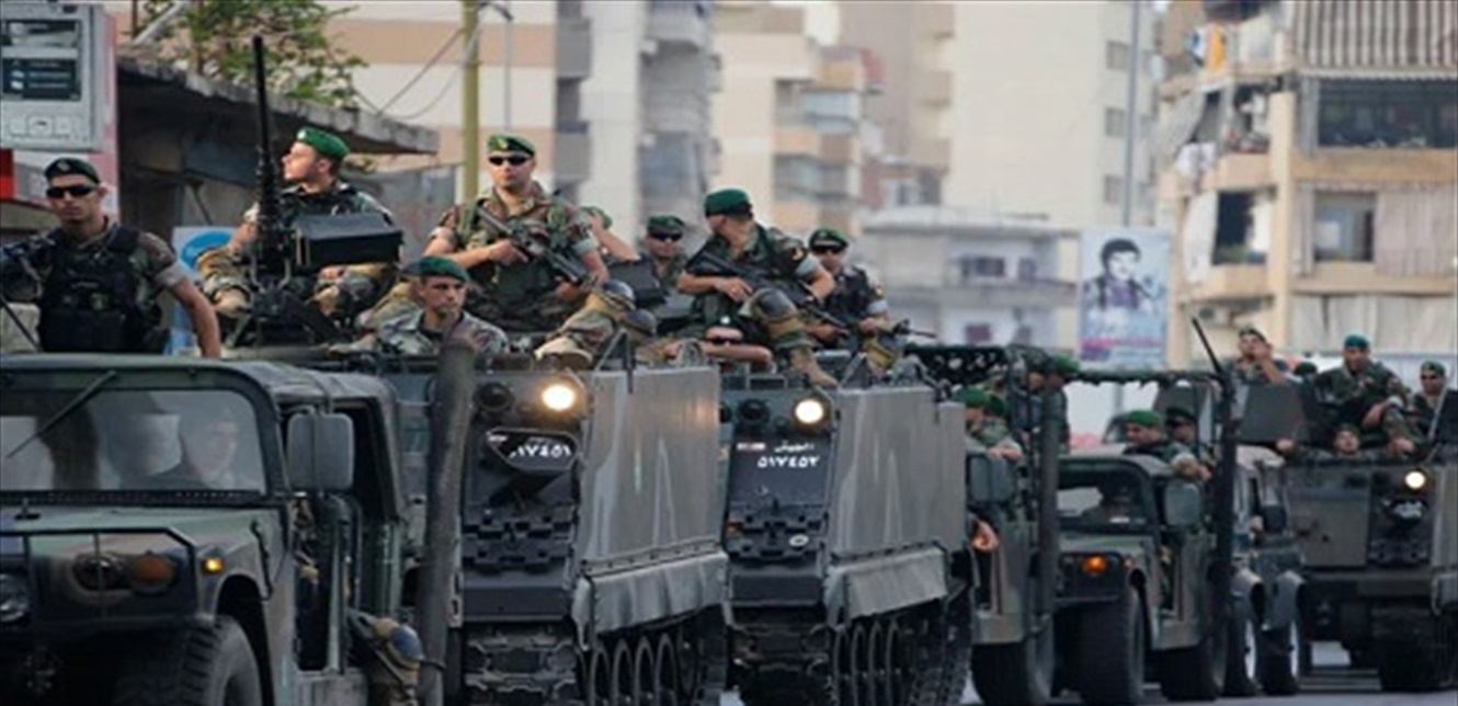 صباح اليوم... الجيش أوقف عدداً كبيراً من السوريين داخل منزلٍ وهذا ما كانوا يُخطّطون له 