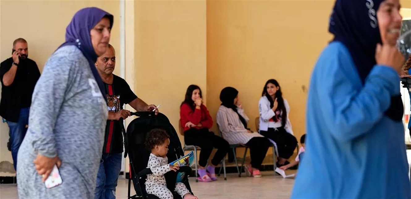ملف إغاثة أهالي الجنوب النازحين على طاولة رئيس مجلس الجنوب