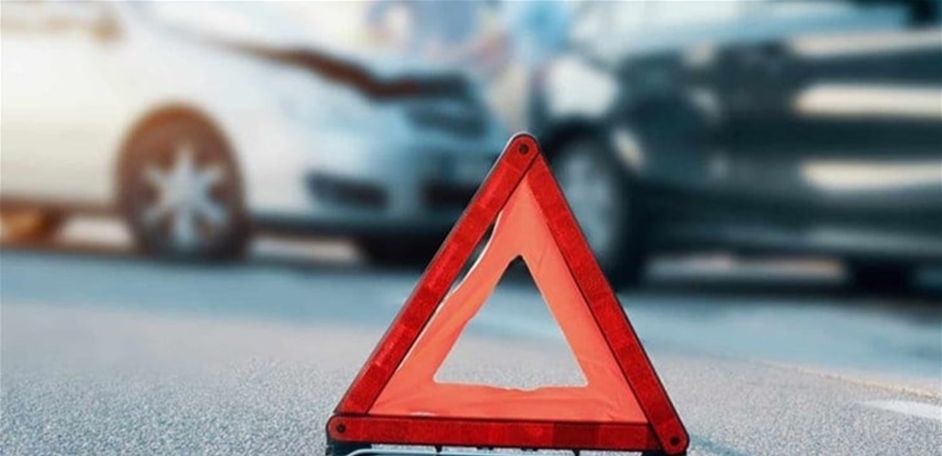 إمرأة تتعرّض لحادث سير مروّع.. إليكم هذه الصور من أوتوستراد العقيبة