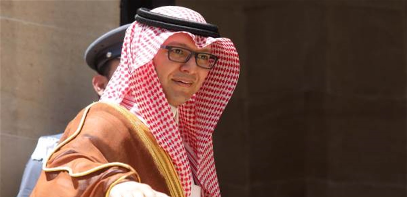 بخاري زار شقير معزياً بوالده
