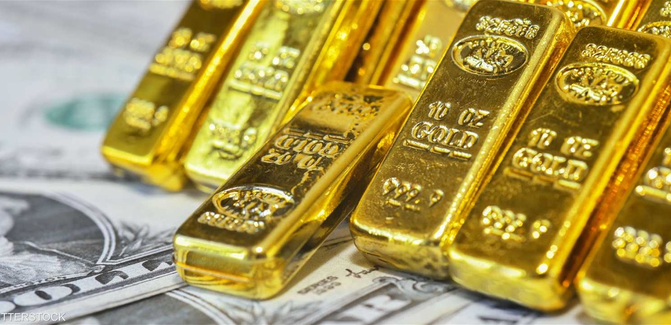 قفزة تاريخية لأسعار الذهب.. اقترب من عتبة الـ3000 دولار