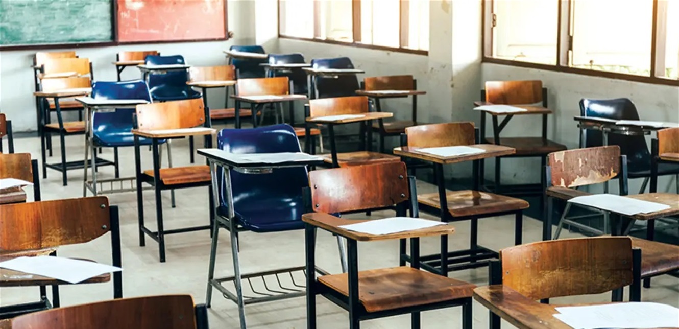 رعبٌ في مدرسة... هكذا شاهد التلاميذ سقوط الصواريخ الإسرائيليّة من بعبدا (فيديو)