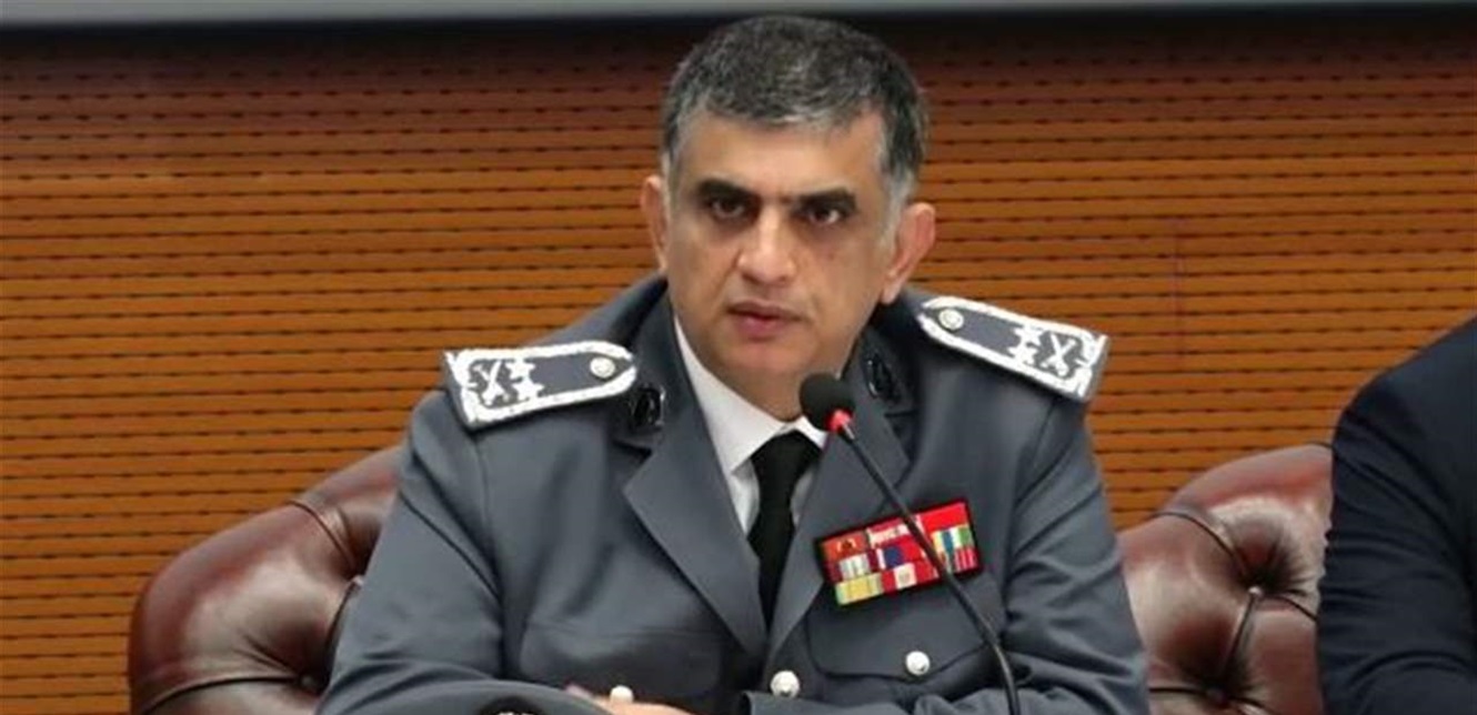 اللواء عثمان تسلم هبة عينيّة من السفير الالماني
