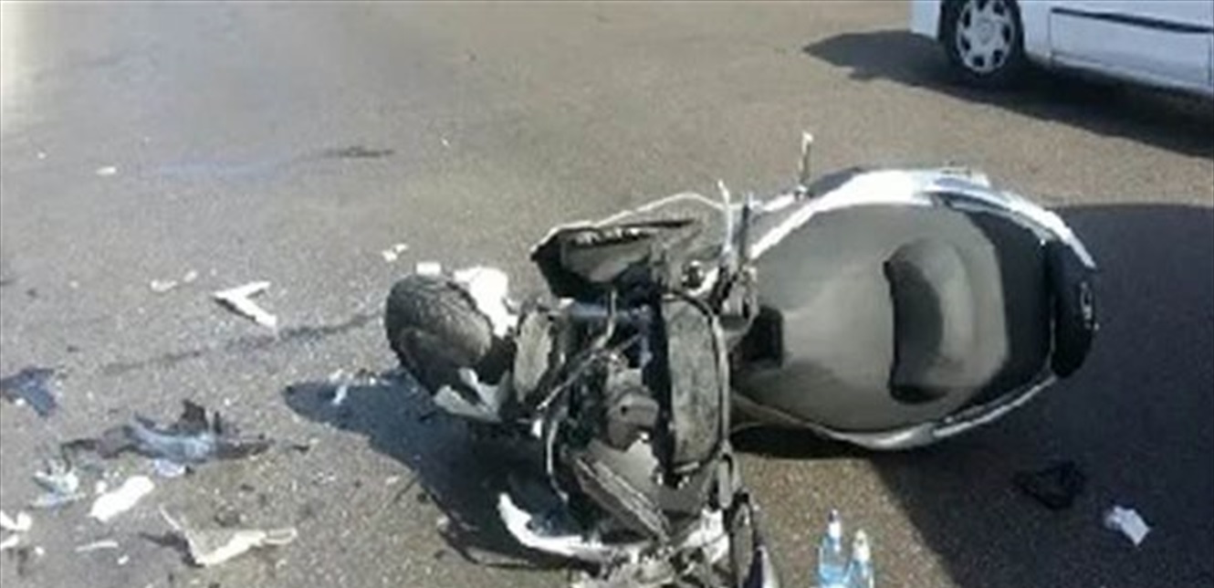 بسبب حادث دراجة نارية.. مقتل شاب وإصابة آخرين