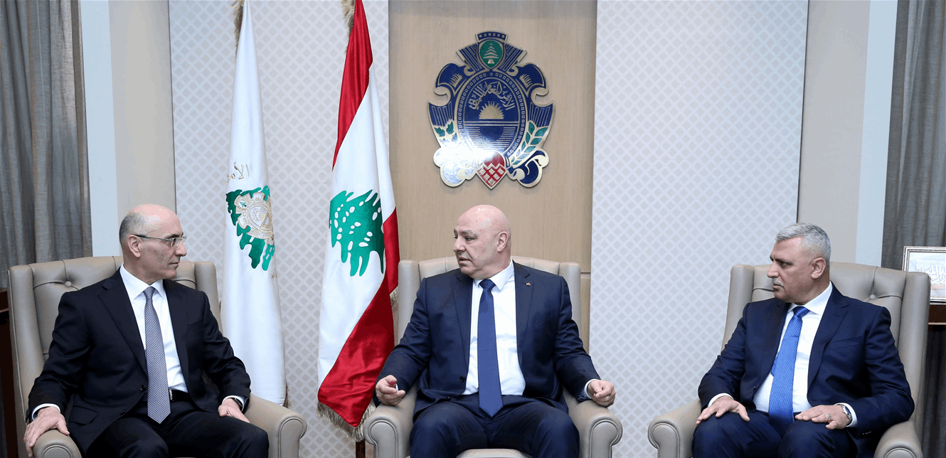 عون: الشعب يستحق منا التضحية