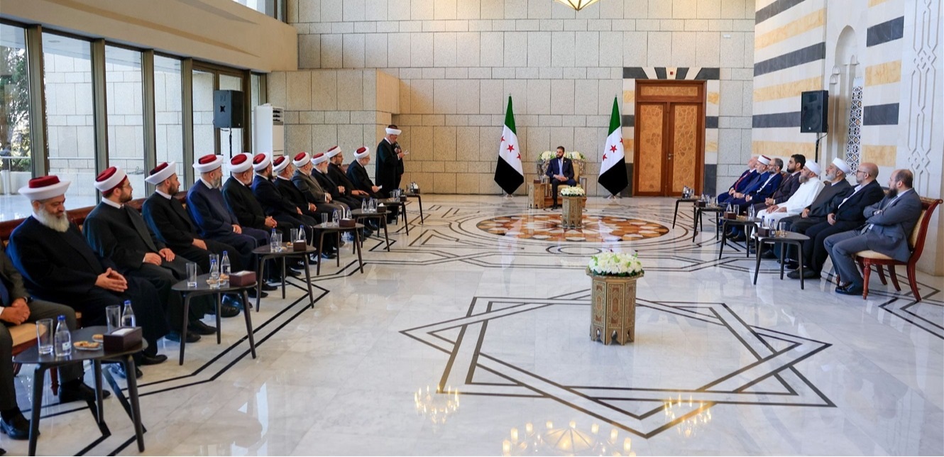 الصور الأولى للقاء الشرع والمفتي دريان.. شاهدوها
