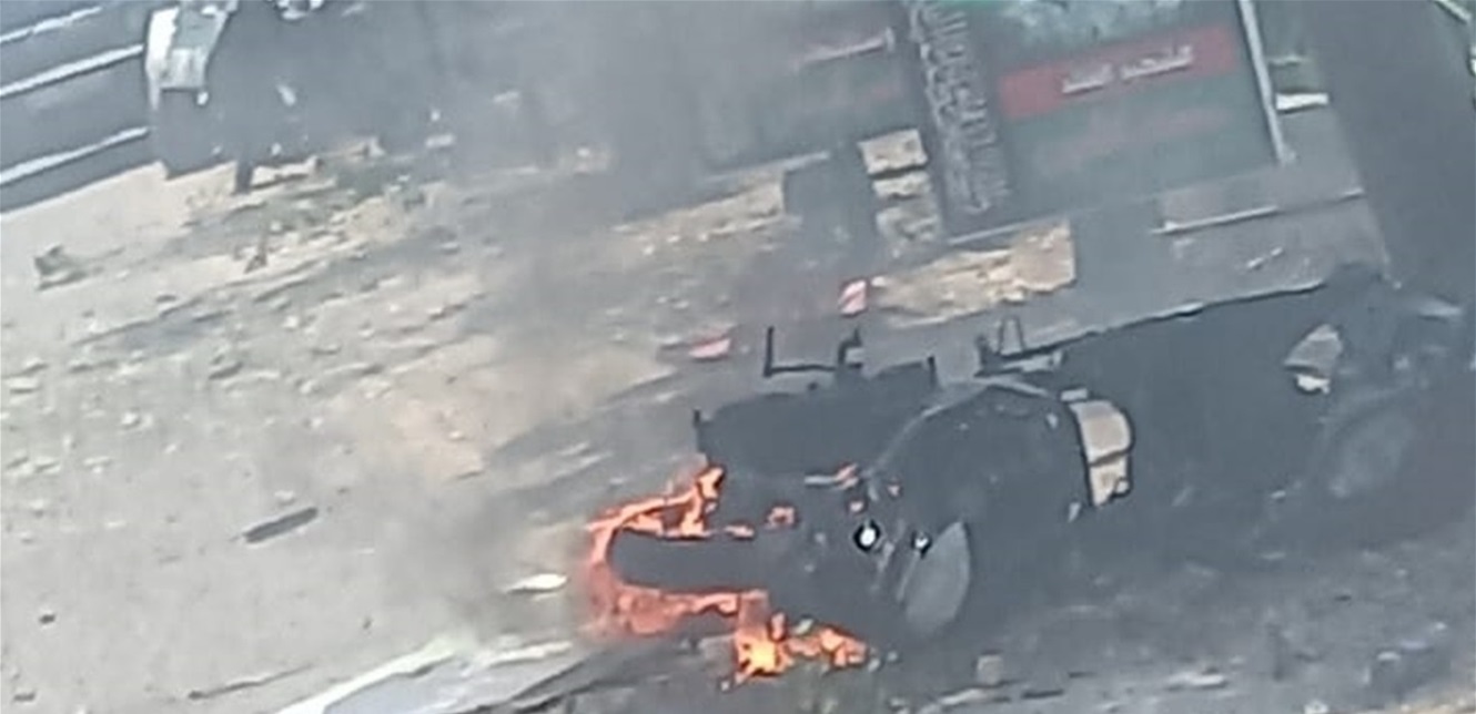 شهيد وجريحان في الغارة الاسرائيلية على دراجة في المنصوري.. وهذه هوية المستهدف (فيديو)