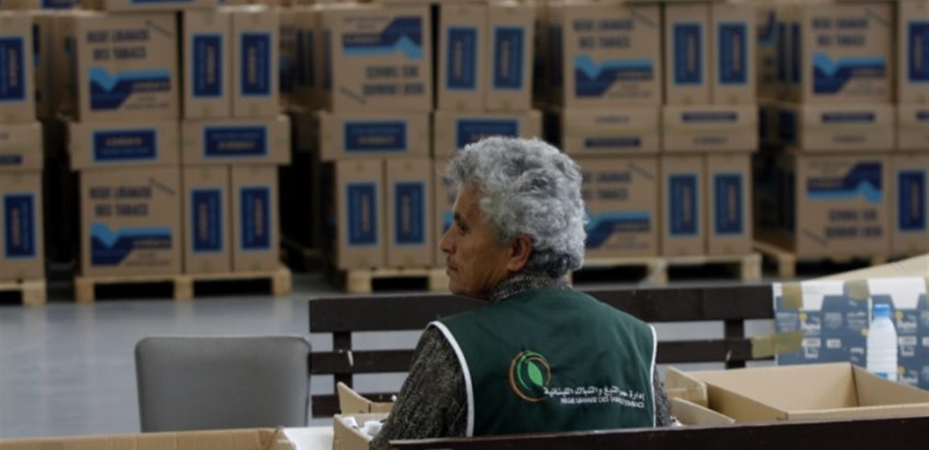 في الجنوب... الريجي تضبط مصنوعات تبغية مهرّبة ومزوّرة 
