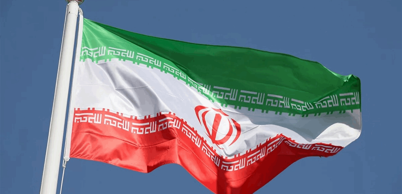 في إيران.. الحكم بسجن فرنسيين أدينا بالتجسس