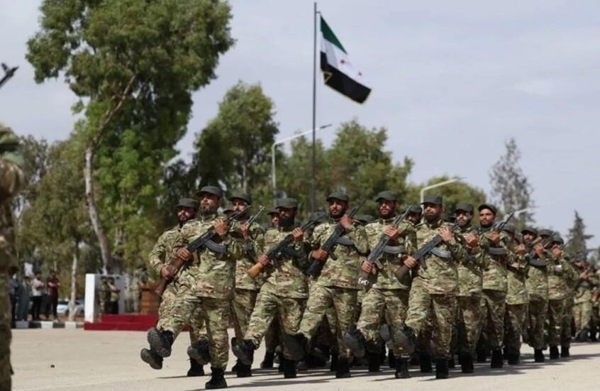 انفجارات غرب دمشق.. تدريبات عسكرية وأنباء عن التصدي لمسيرات معادية