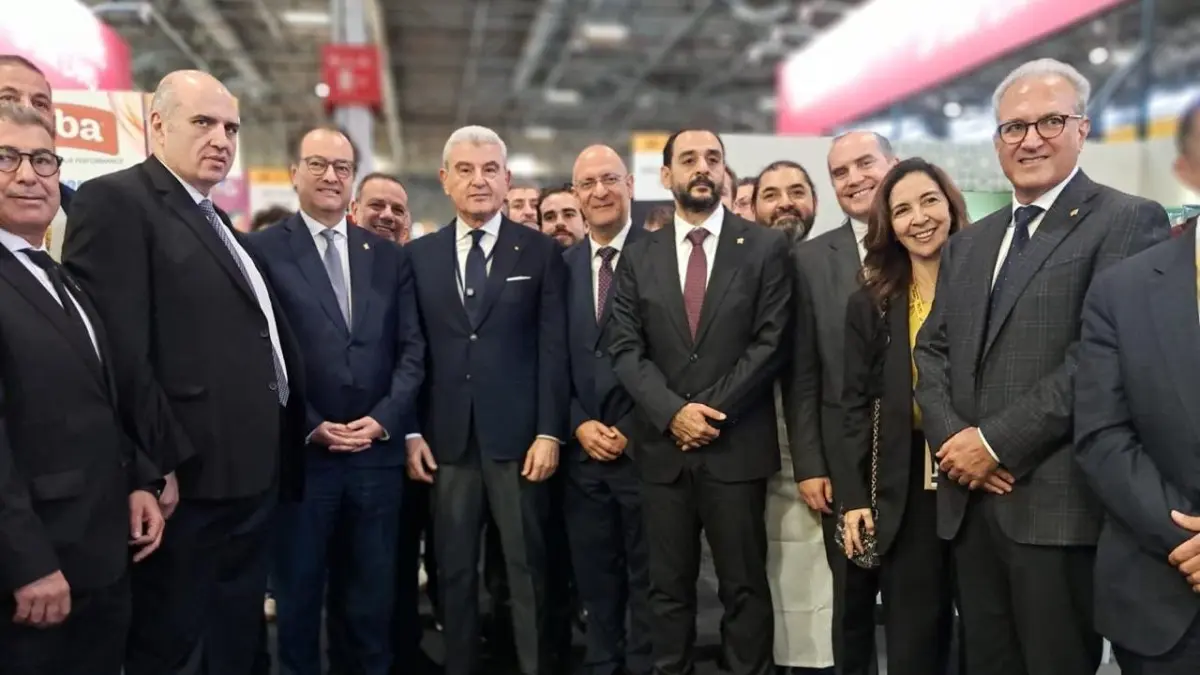 عيسى الخوري افتتح الجناح اللبناني في معرض سيال الدولي في باريس: صناعاتنا الغذائية فنّ وإبداع