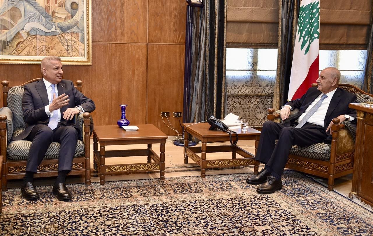 الرئيس بري استقبل أمين عام الجامعة العربية والسفير العراقي وهنأ البابا بنجاح العملية