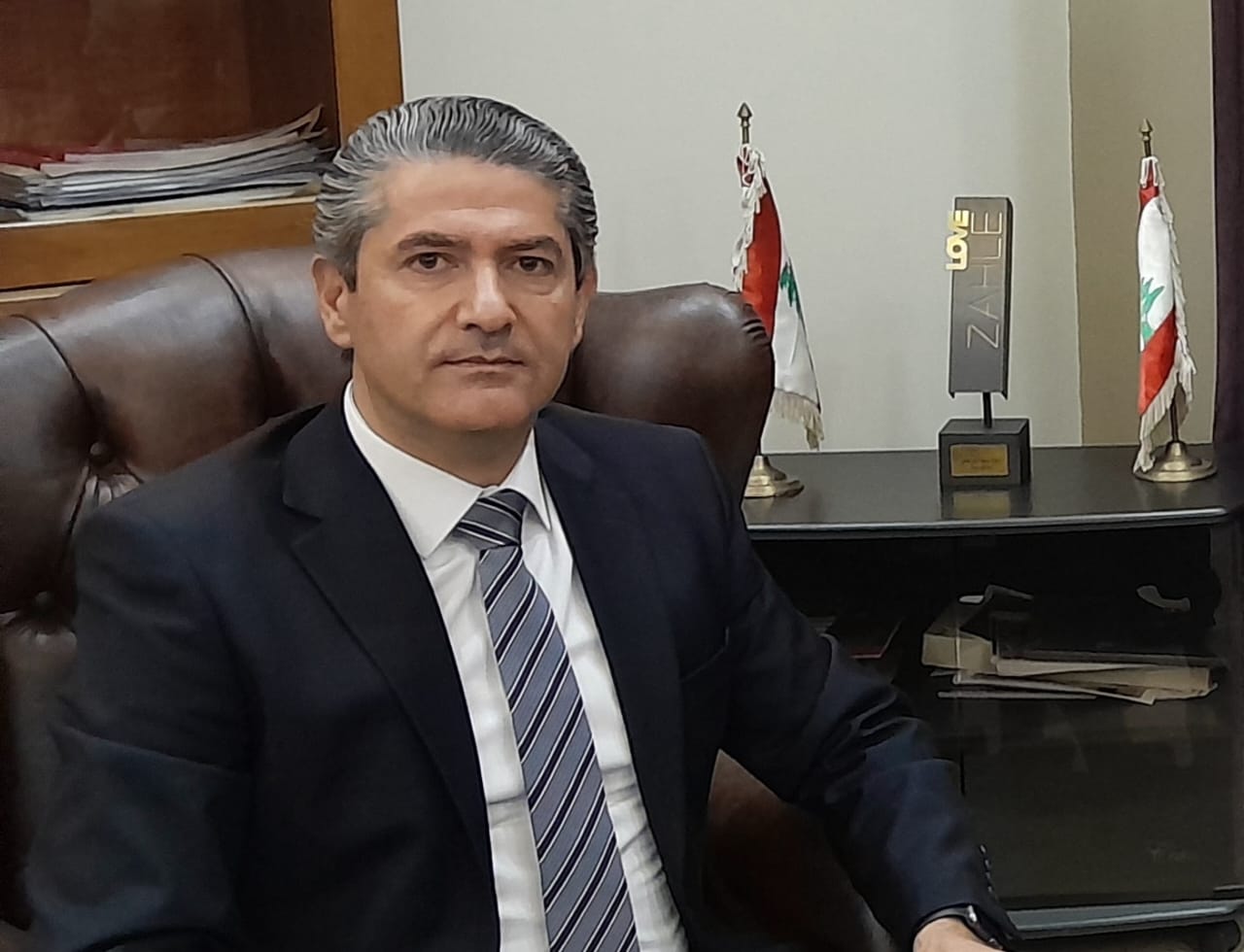 محافظ البقاع أصدر تعميماً لضبط قطع الأشجار الحرجية