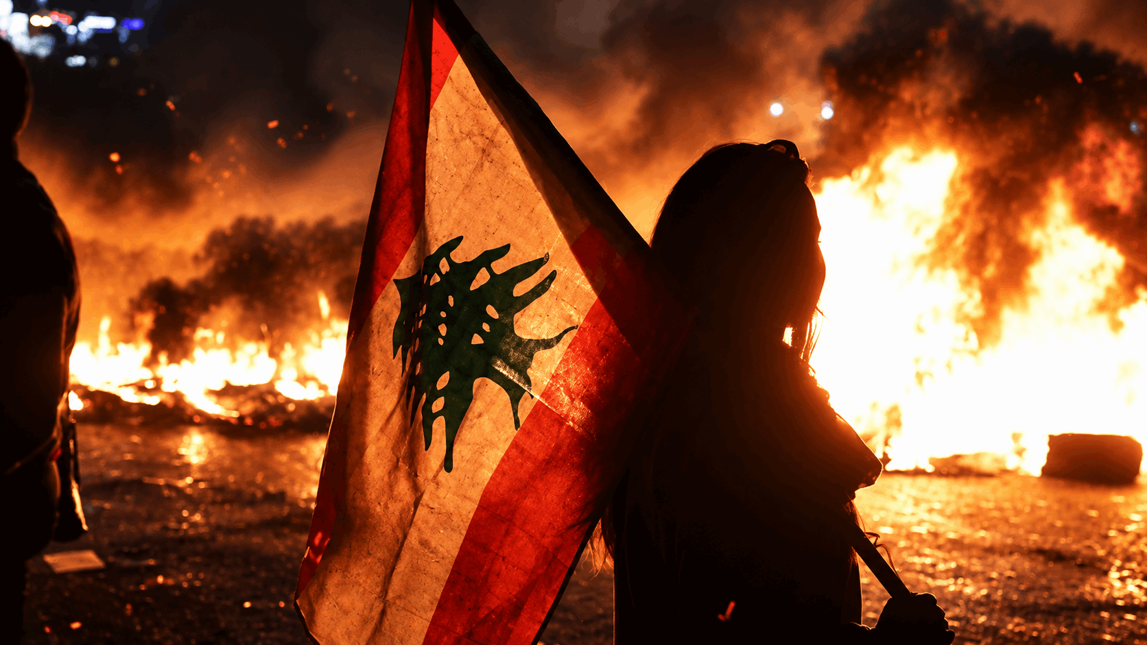 هذا ما يجمع لبنان وفرنسا وتشيلي.. السرّ في تشرين الأول!