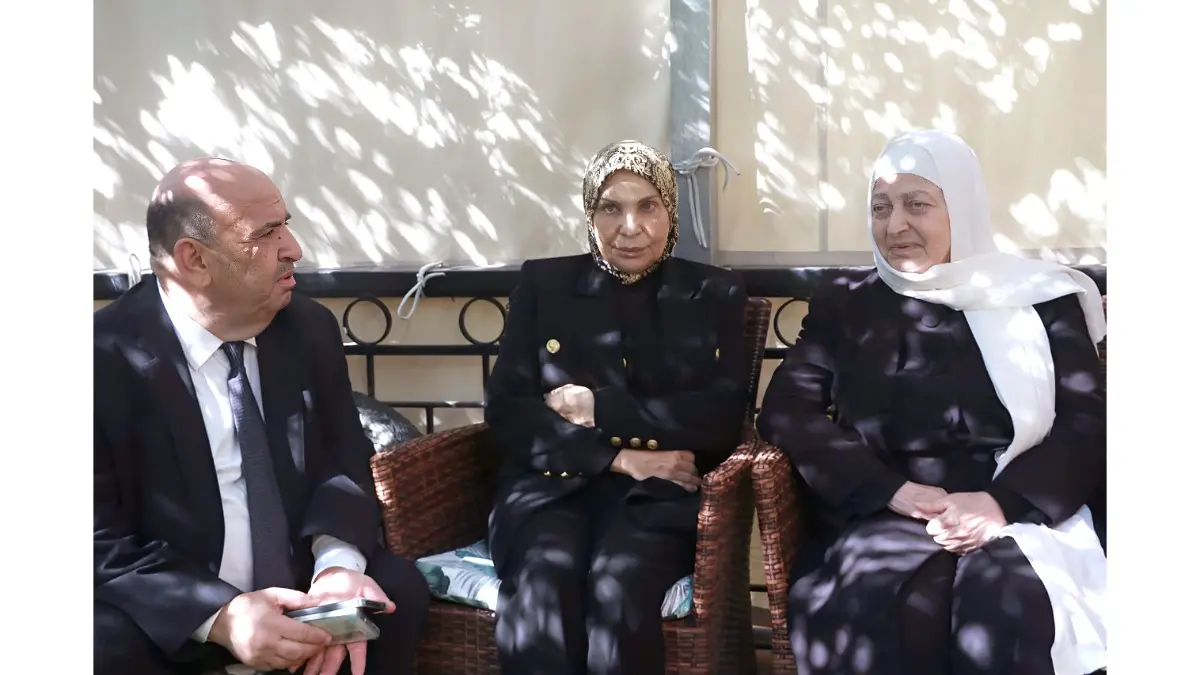 بهية الحريري عزت برئيس الاتحاد اللبناني للميني فوتبول