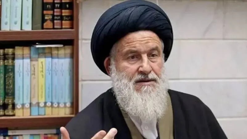 رجل دين إيرانيّ يُهدّد المسؤولين في طهران: سنُطلق النار عليكم