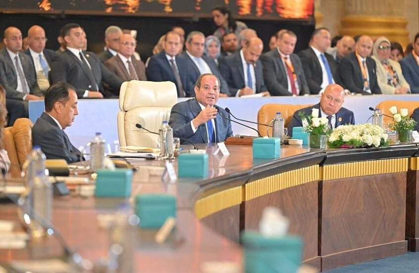 السيسي يوجّه بإنشاء 200 ألف وحدة سكنية للإيجار في مصر