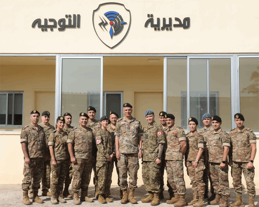 الجيش: حفل تخريج وتوزيع شهادات لضباط وعسكريين 