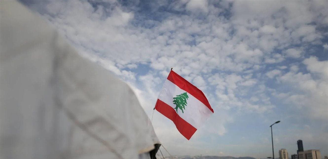 رسائل وتسوية منعاً للانفجار
