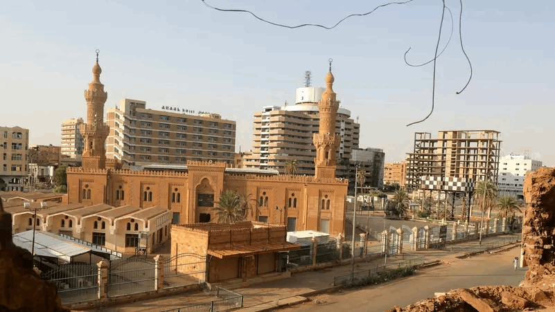 ظلام في أم درمان.. مسيّرة تضرب محطة كهرباء في الخرطوم