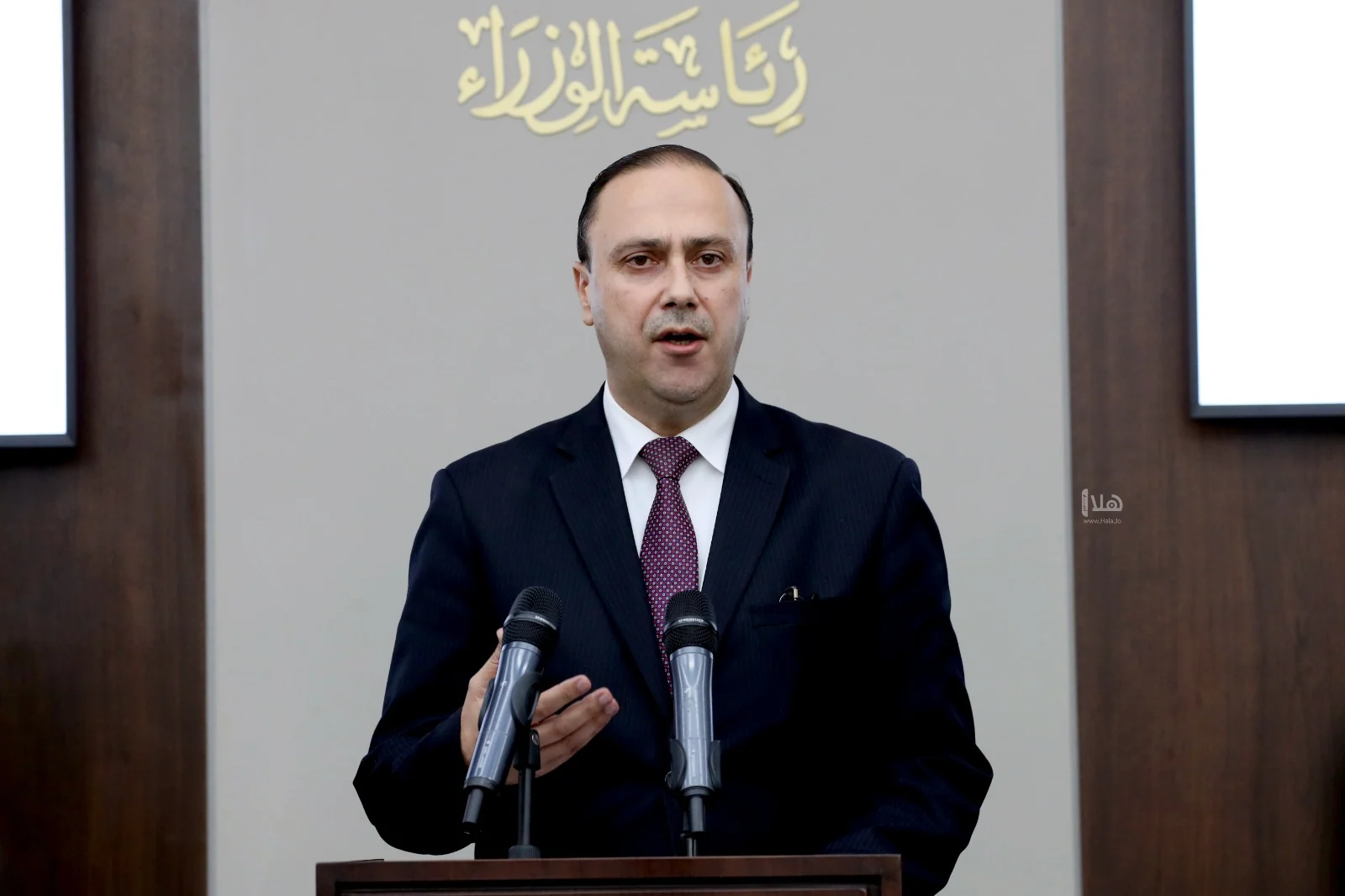 الحكومة الأردنية: سنشكّل لجنة مشتركة مع سوريا عقب ضربات ضد تنظيم داعش