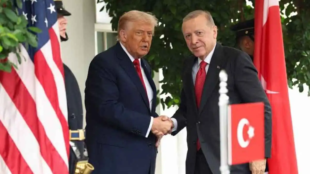 أردوغان يبحث مع ترامب تطورات هرمز واليمن وغزة
