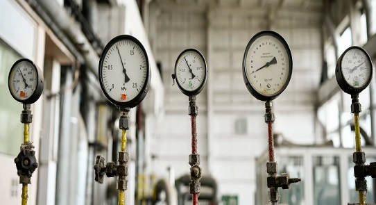 هل ستعود أسعار الغاز إلى مستوياتها القياسيّة التي بلغتها عام 2022؟.. خبيرٌ يُجيب