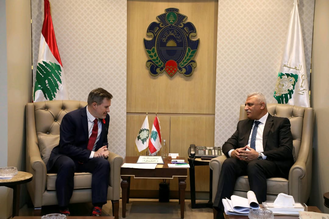 الأوضاع العامة في لبنان والمنطقة بين اللواء شقير وسفير كندا