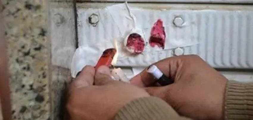 بالشمع الأحمر.. إقفال مطعم شهير في وسط بيروت