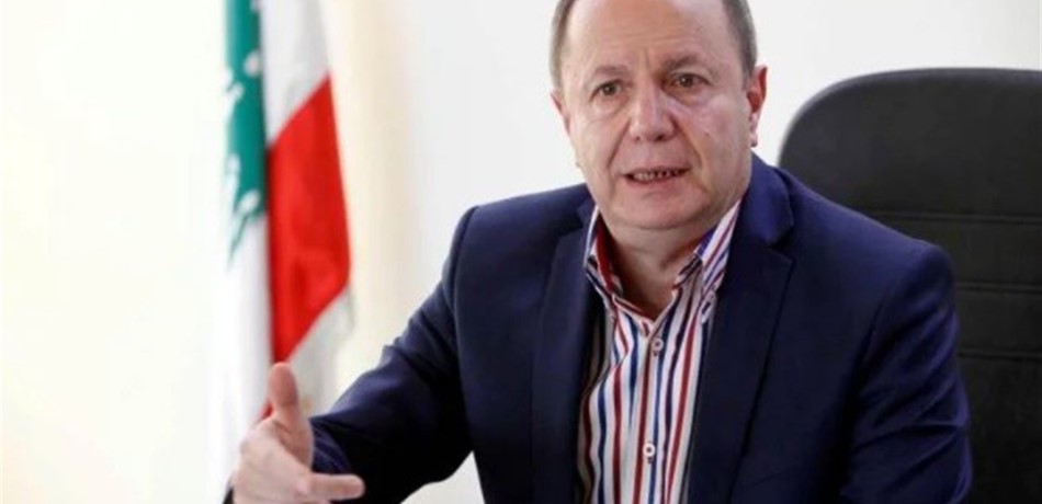 الاسمر: لاتخاذ اجراءات بحق المصروفين من "البلد" وإلا! 