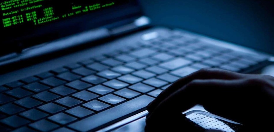"عبر كلمة السر على الهاتف".. هكذا يقرصنون حساباتكم! 
