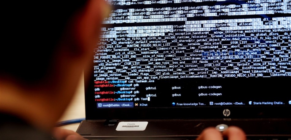 مصر.. اخترق 1134 حساب "فيسبوك" فاعتقلته الشرطة! 