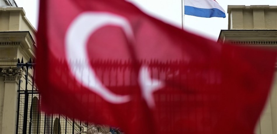تركيا تندد بشدة إعتراف هولندا بإبادة الأرمن