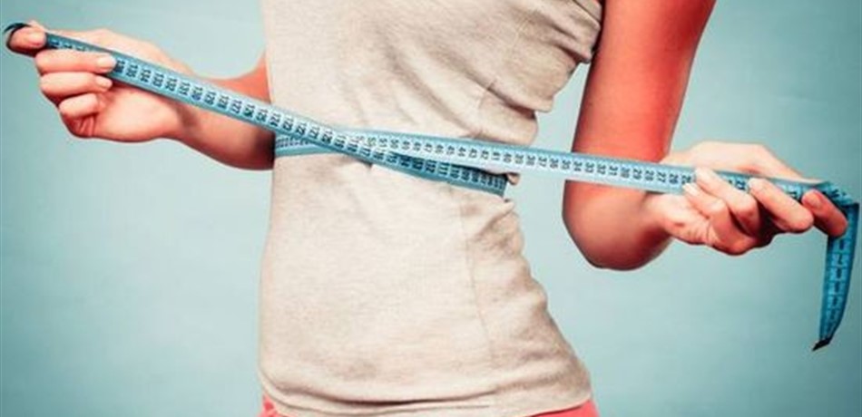 تخلصي من الكرش بواسطة زيت اللوز خلال 10 أيام فقط!