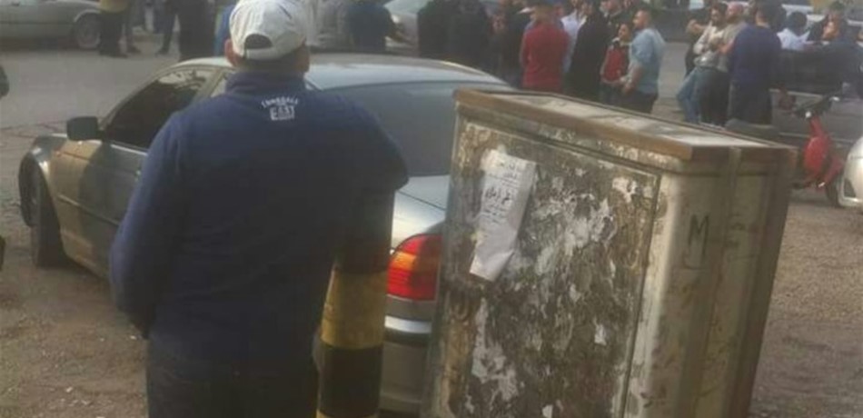 اعتصام في المنية رفضاً لترشيح الخير للانتخابات 