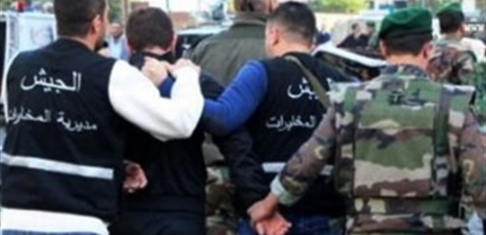 تسليم سوري الى مخابرات الجيش.. التحقيق جارٍ