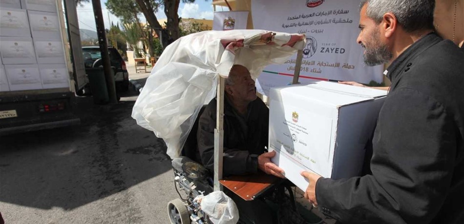 "سعادة السماء" توزّع 1000 حصّة غذائية من الملحقية الإماراتية 