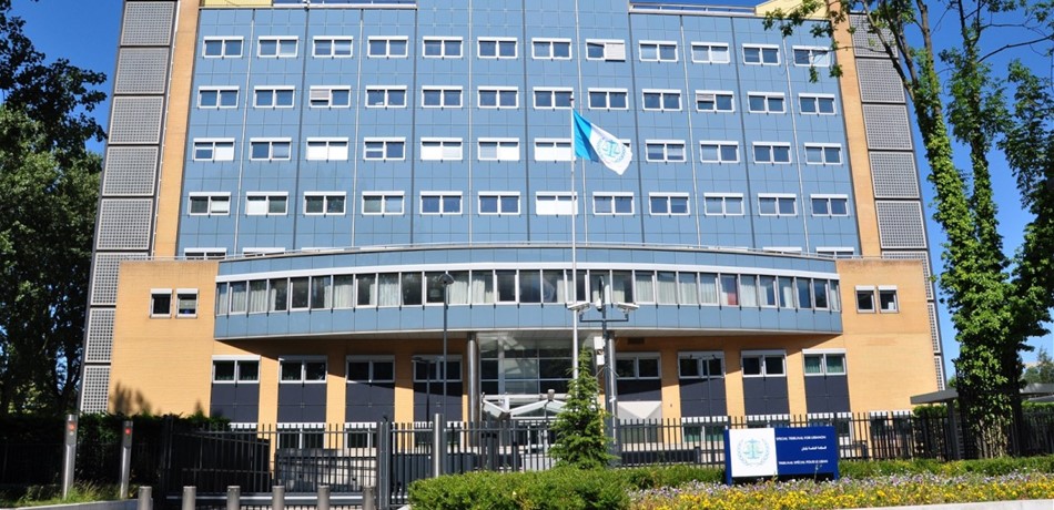 جلسة تمهيدية لغرفة الدرجة الأولى في المحكمة الخاصة قبل بدء الدفاع بتقديم أدلته