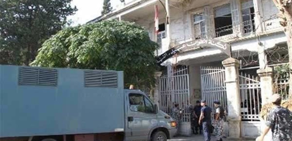 300 سجين في القبّة بدأوا الإضراب عن الطّعام 