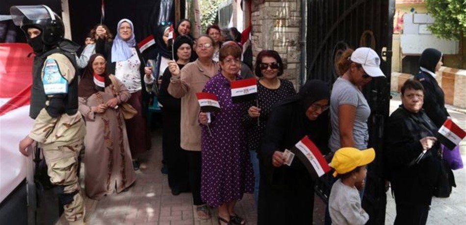 السلطات المصرية تعزز الإجراءات الأمنية في اليوم الثاني من الانتخابات<br/>