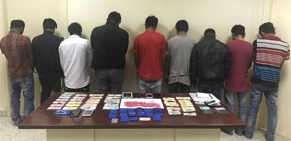 بالتفاصيل.. توقيف عصابة بنغالية لترويج مخدرات "من نوع جديد"