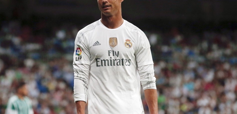 لاعب ريال مدريد يصدم رونالدو!