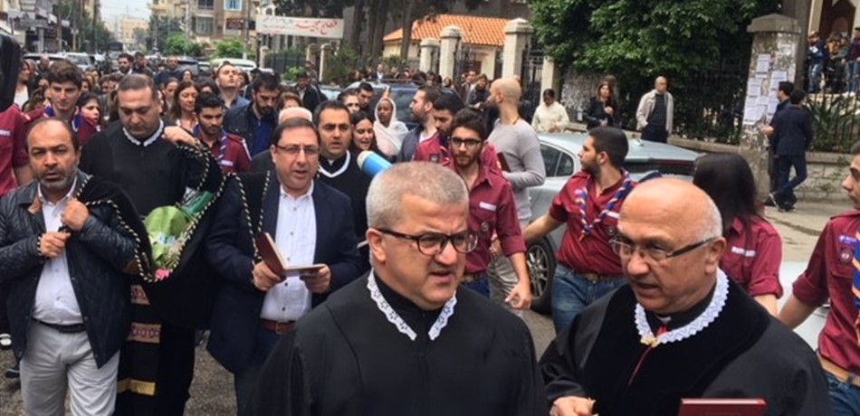 مسيحيو طرابلس يحتفلون برتبة دفن المسيح