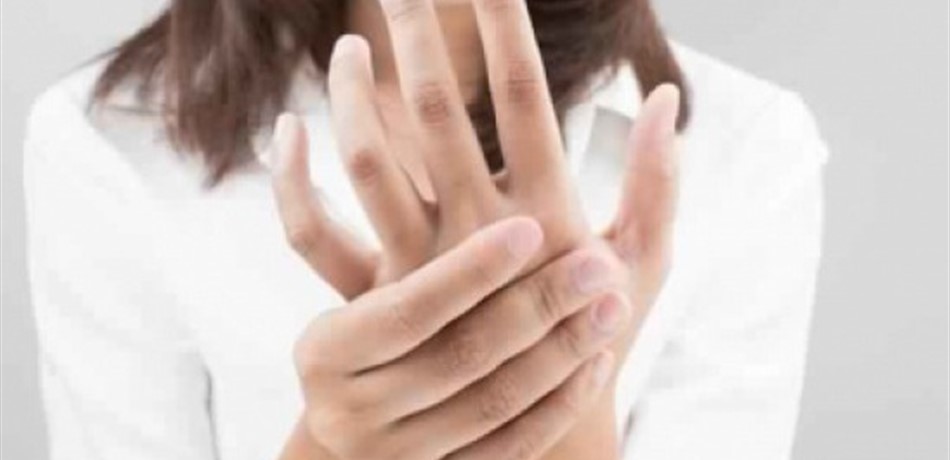 تنميل الأطراف يُخفي أمراضاً خطيرة.. هذا ما يكشفه عن صحتكم 