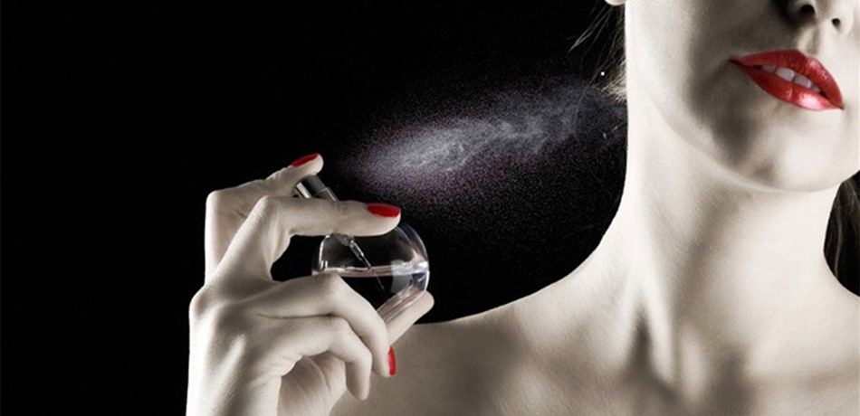 كيف تحافظين على عطرك لمدة أطول ؟
