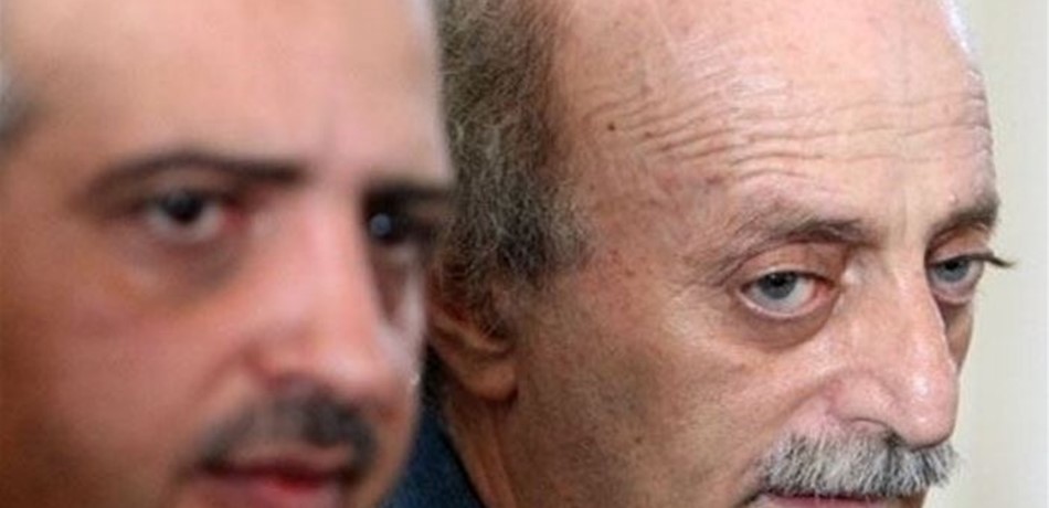 بين جنبلاط وإرسلان: معركة "النفوذ والوجود"